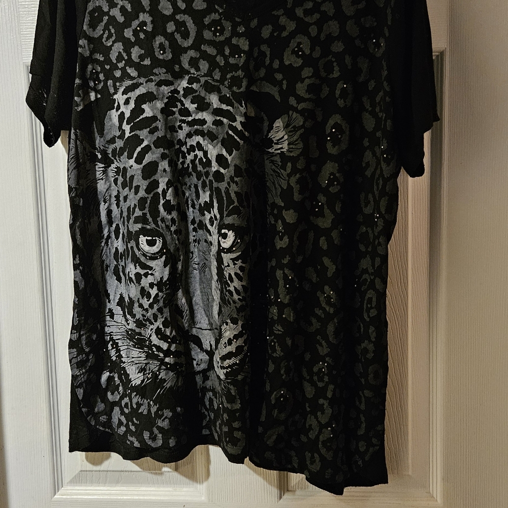 Women's Top